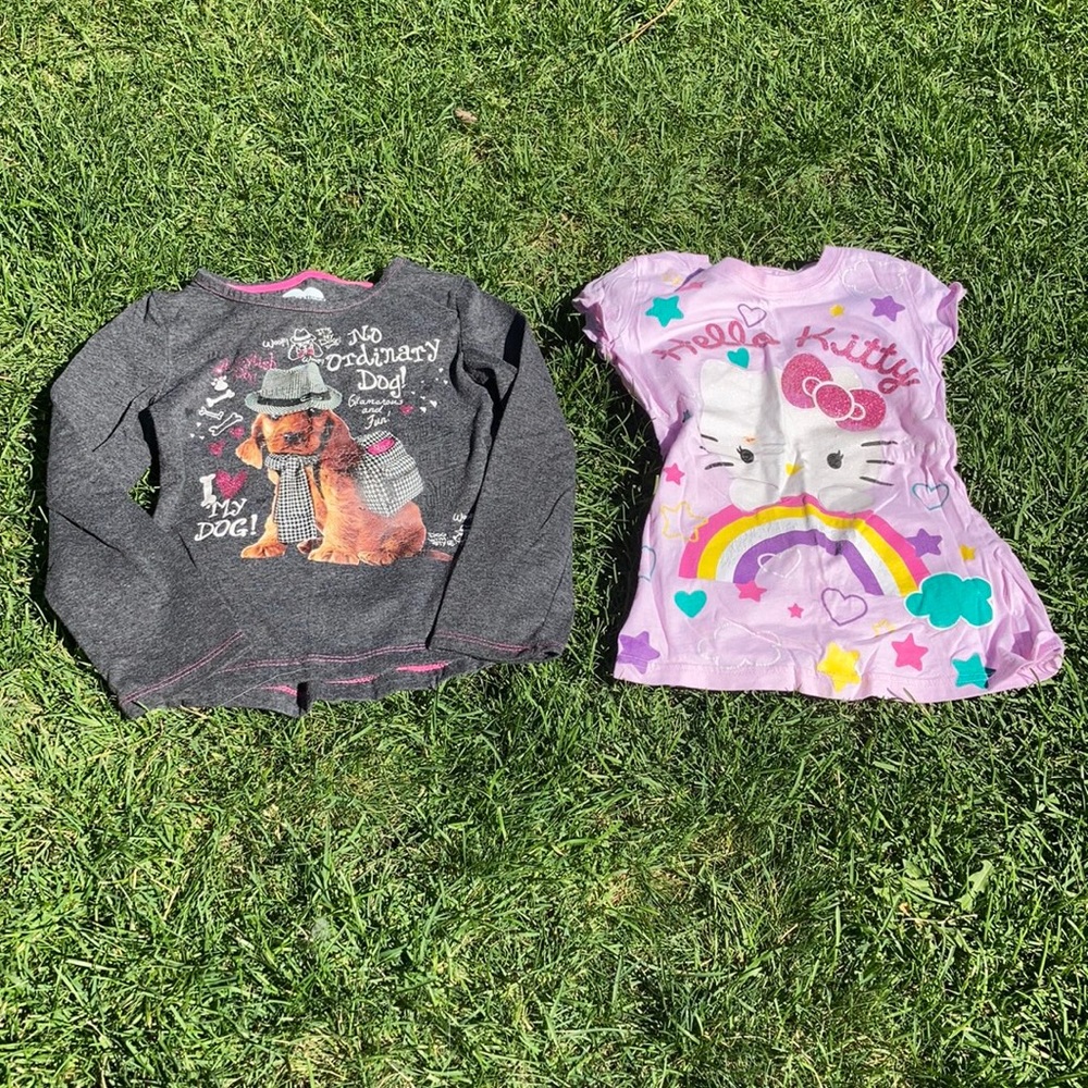 2 girls tee shirts